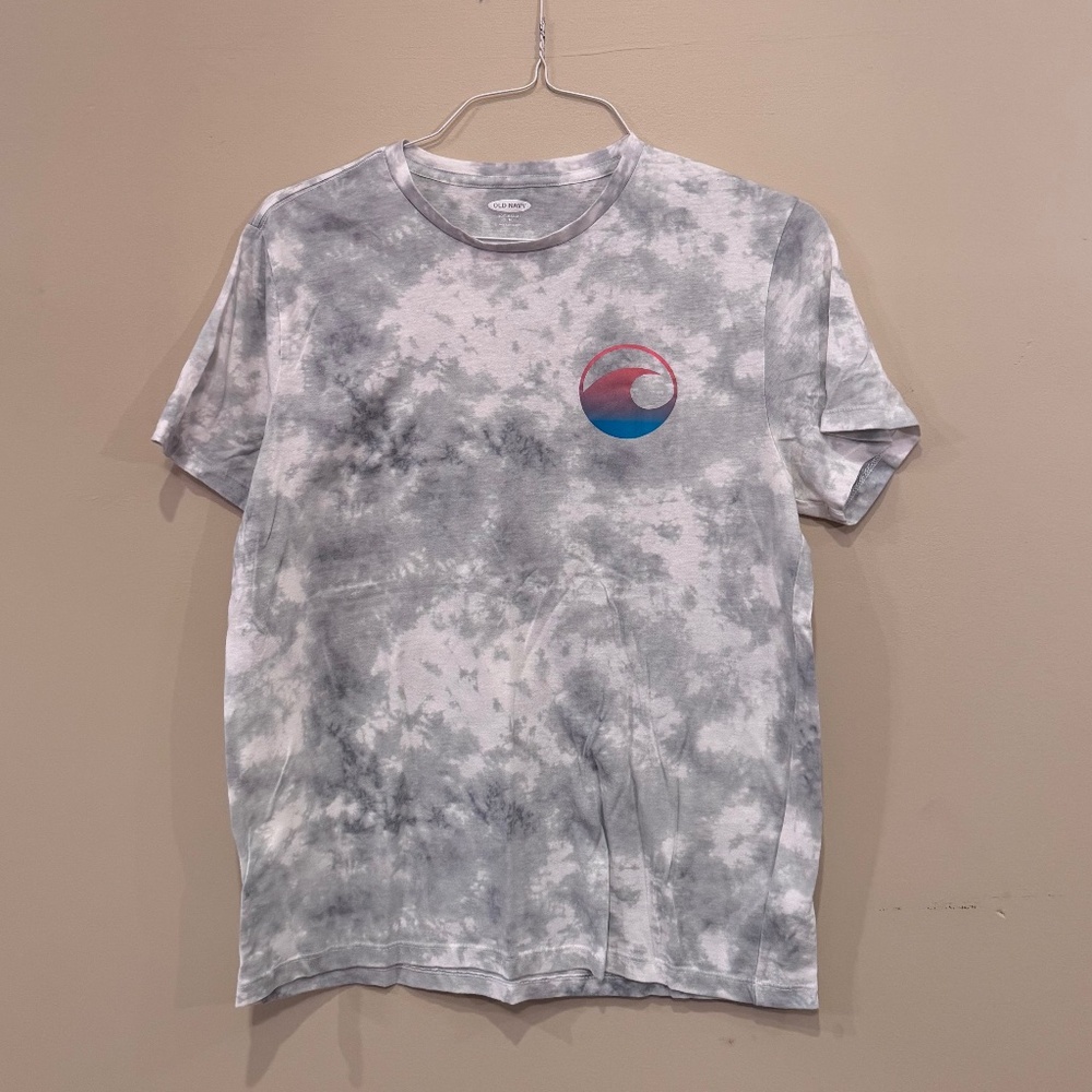 ❤️❤️ 3/$25 Graphic tee